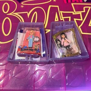 Series 4 Bratz Flashback Fever Doll Set - Pink and Blue